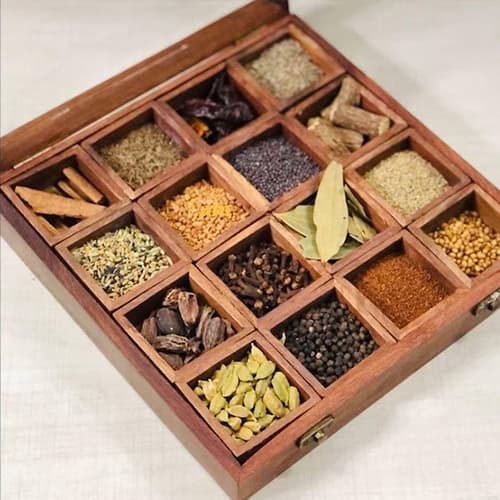 Spices - The Essential Spice & Herb Gift Box