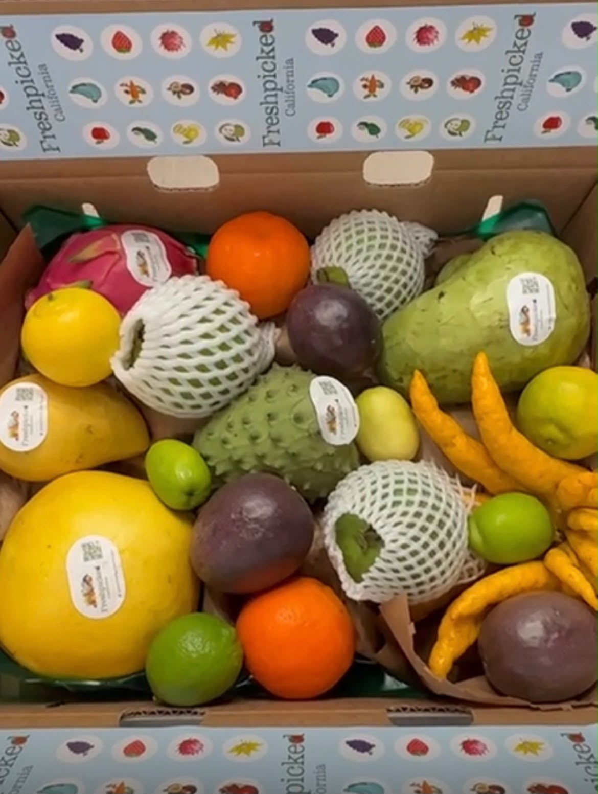 Customized California-Grown Tropical Fruit Boxes | Freshpicked California